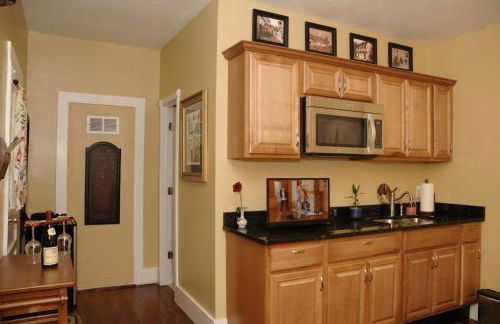 Charming Historic Downtown Apartment - Foto 6