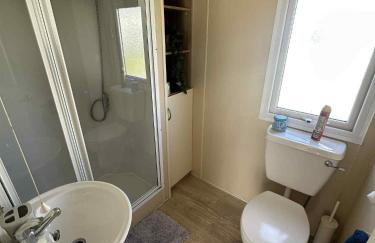 Cozy Holiday Home in Anderby Creek - Photo 11