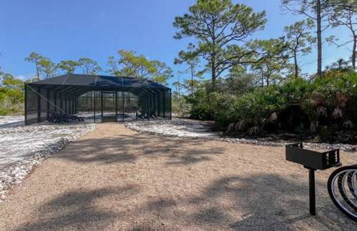 Mayberry on Bayberry Private pool Sleeps 10 - Foto 40