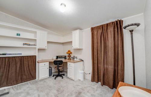 3 bed 2 bath with office room-with futon bed on Weiss Lake - with community ramp & dock - Photo 24