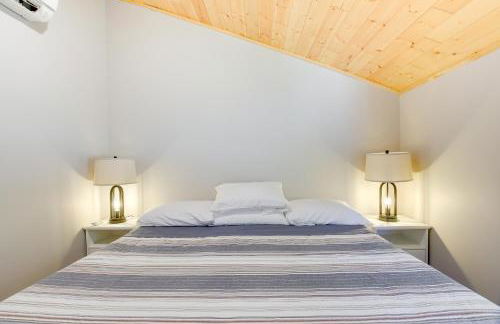 Baileys Harbor Waterfront Vacation Rental with Grill - Foto 13