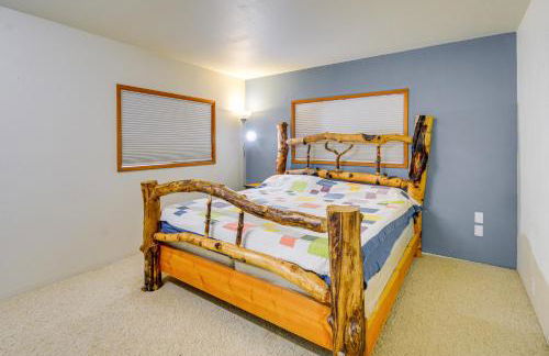 Cozy Washington Retreat with Deck, Walk to Beach! - Foto 14