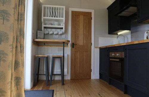 Long Meadow Shepherd Hut - Brecon Beacons, LD3 7TD - Foto 24