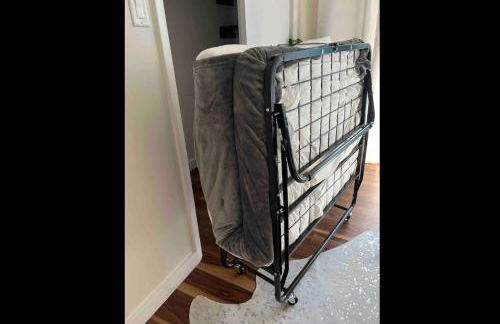 Centrally Located SOHO Retreat Walk to UT & Dining - Foto 28