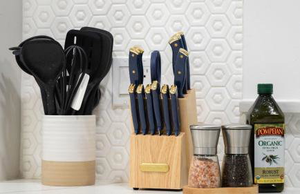 Luxe Backyard Oasis w/ Hot Tub Chic Design South Park Sanctuary - Foto 20