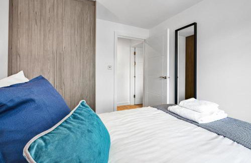 St Martins 2 Bedroom Apartments in Ruislip By 360 Stays - Foto 79