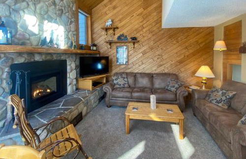 Lutsen Mountain Townhome - 2 Mi to Lake Superior! - Foto 1