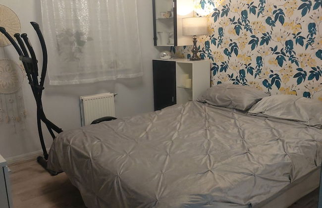 Charming 2-bed Apartment in Eastleigh - Foto 1