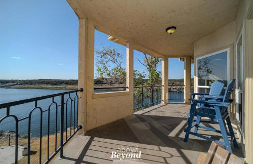 Blue Hues & Lake Views - Foto 30