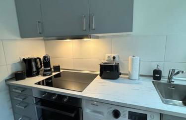 Zentrale moderne City-Wohnung - Netflix - Nespresso - Foto 6