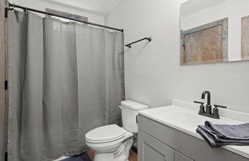 Twin Chalet - 6 BDs Hot Tub Game Area and more - Foto 49