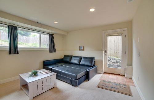 Near Public Transit and Walkable! Airy Seattle Apt - Foto 1