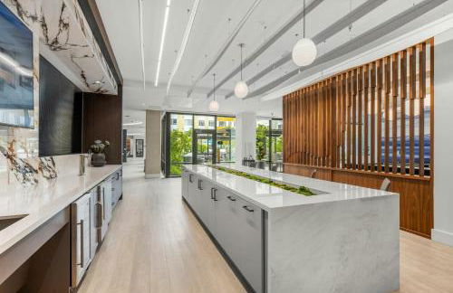 Hyatus Luxury Residences Boston Everett Premier Collection - Photo 15