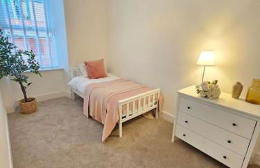 HollyJess Hoose - Photo 17