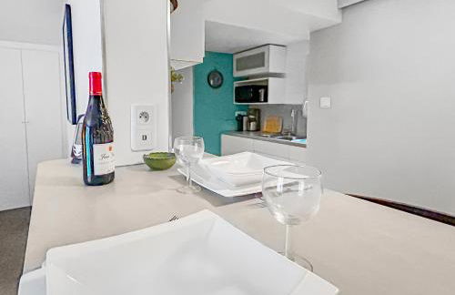 Studio moderne, cosy, parking, parfait en duo - Photo 16