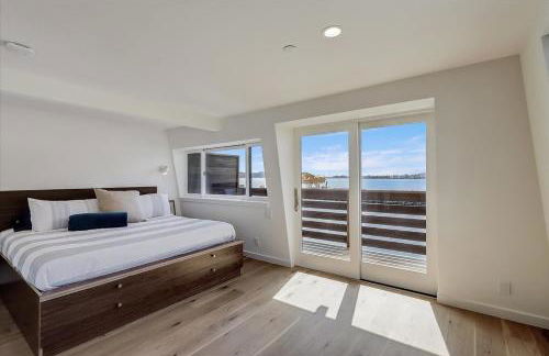 Floating Condos of Commodore 11 - Foto 2