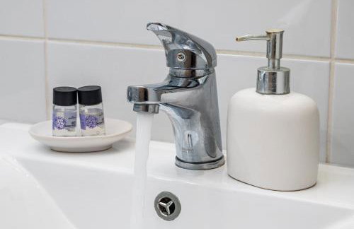 DIMITRA apartment with private pool and sea view -the ground floor of a two storey building - Foto 25