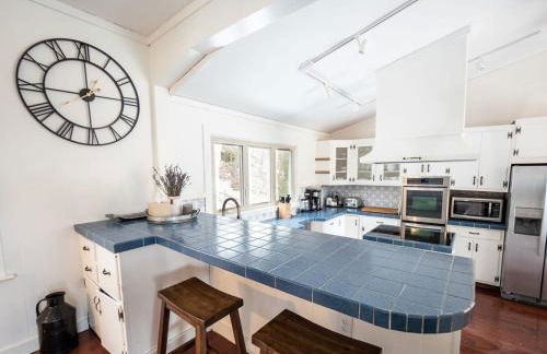 Berkshire Vacation Rentals: Chic Pittsfield Home With A View - Foto 8