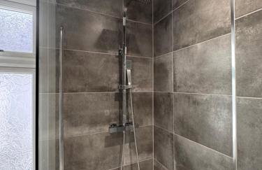 Charming Cottage in Old Windsor - Near Heathrow Airport - Foto 6