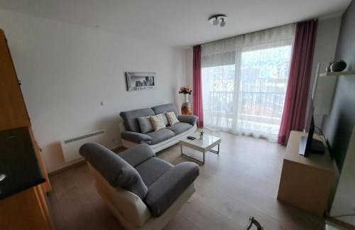 Apartment Holiday in Split, near the old town, three rooms, balcony, garage - Photo 20