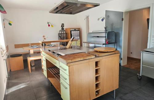 Residence Moai - Gardenview - Business Travel - kostenloser Parkplatz, WLAN, Waschtrockner, Smart TV, Qbo ESSENTIAL, ergonomischer Schreibtisch - Foto 20