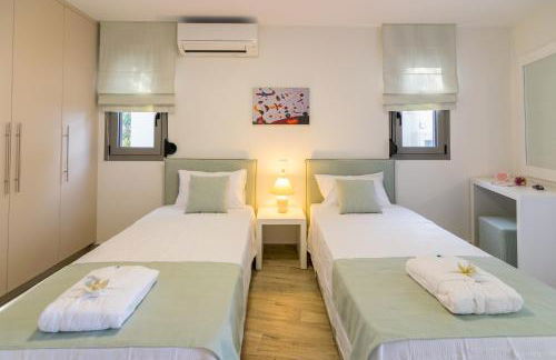 Villa Ilianthos - Photo 8