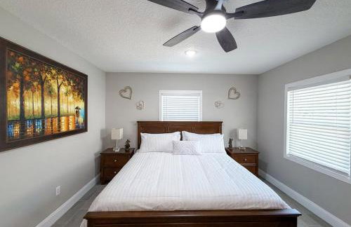 Jax 5BR Family Paradise -Hot Tub-Game Room-Patio- - Photo 51