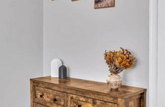 2BR Farmhouse Apt Near Everything - 2nd Floor - Foto 8