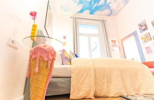 RetroPop Designerzimmern Nahe Alster & City für 2 Personen by LDGG - Foto 68