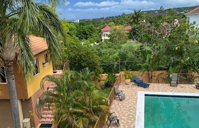 Montego Bay Ironshore Luxury Studios - Photo 41