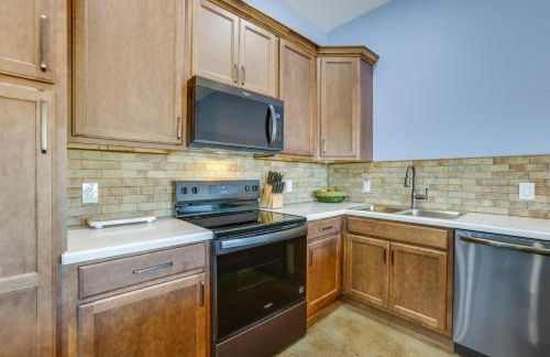 8 Mi to Gulf! Newly Built Townhome in Matagorda - Foto 12