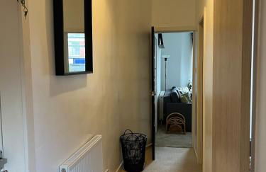 1 Bed Apartment Marple with Work Space - Foto 10
