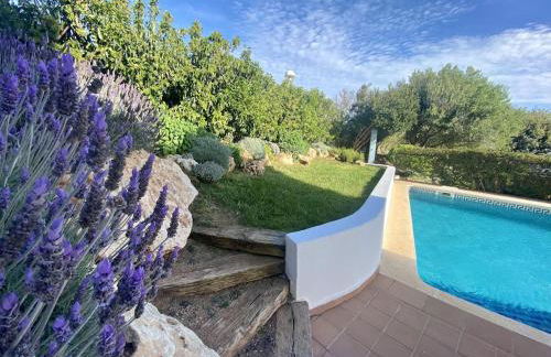 Bini Moxonia Villa de lujo con Vistas al mar, piscina, barbacoa Espectacular Jardín - Foto 7