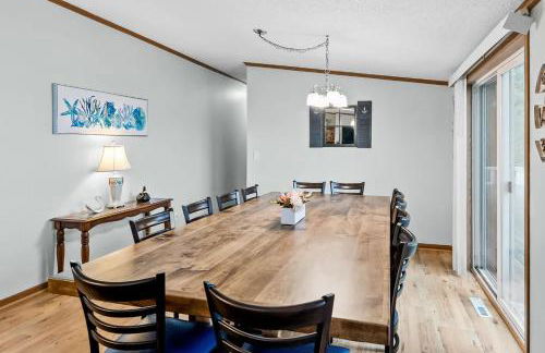 Picture Perfect Dual Home on the Lake - Foto 32