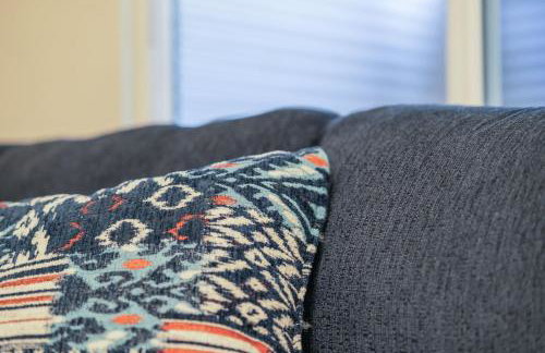 3BR 2BA Cozy Home with Jacuzzi Near Downtown - Foto 49