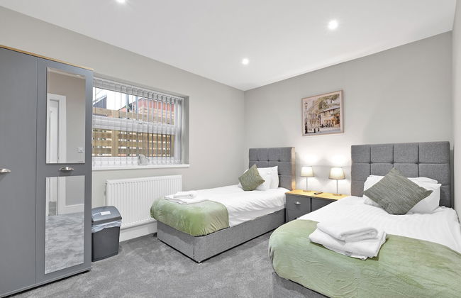 Crown Place 2 & 3 Bedroom Luxury Apts - Foto 24