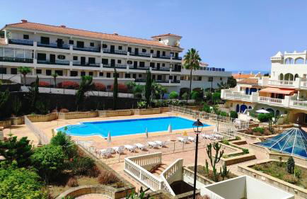 Luxury apartment, comfort and relax, views of the pool - Foto 3