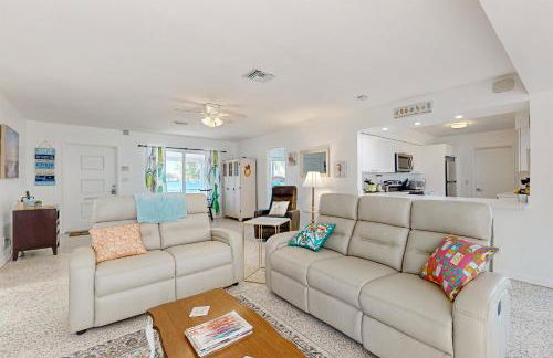 Lake Views! Florida Family Retreat 4 Mi to Beach - Foto 5