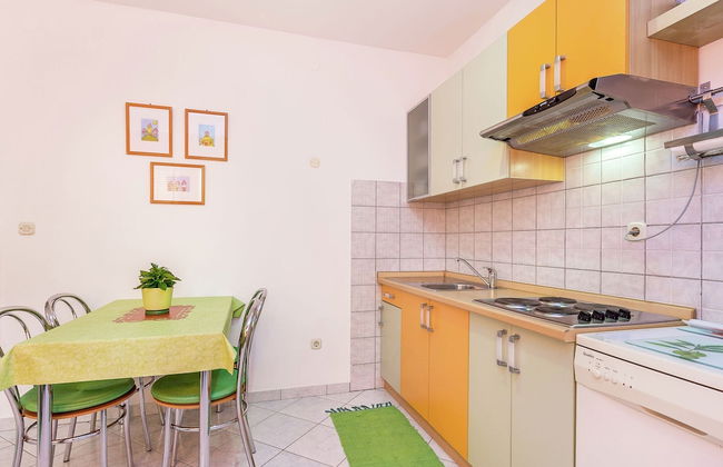 Inviting Apartment in Vinkuran near Sea - Foto 4