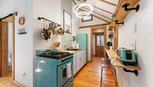 Perfect Couples Cabin Fireplace Firepit & Wine Nearby - Foto 2