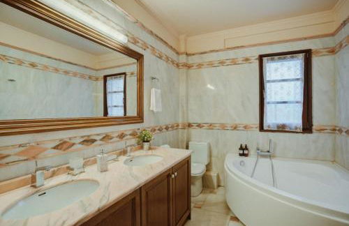 PanThea Stone Villa - Photo 37