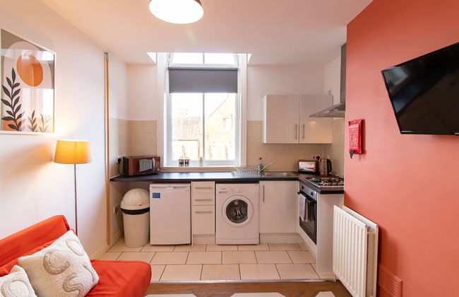 Beautiful 1-bed Apartment in Gateshead - Photo 9