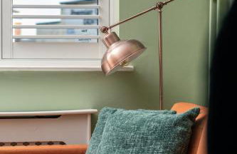 Modern 2BD Victorian Home Near Town Centre - Foto 27