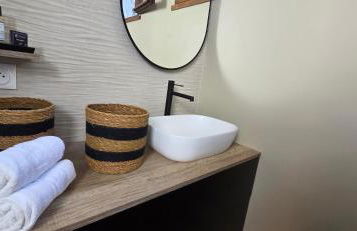 Maison de Charme Vue Exceptionnelle Mer & Montagne - Foto 65