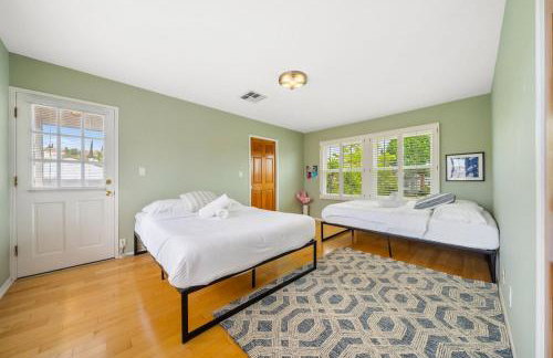 Beverly Hills 6BR Haven w Pool Hot Tub - Foto 16