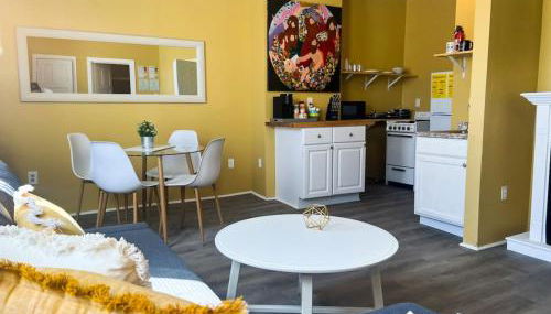 Charming 1 Bedroom with Queen bed plus Sofa Bed - Foto 5