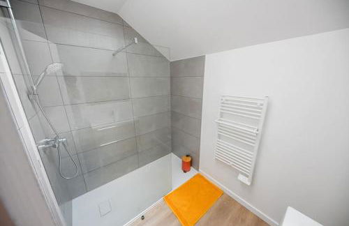 Chez Jean-Paul - Rez de jardin et parking - Foto 8