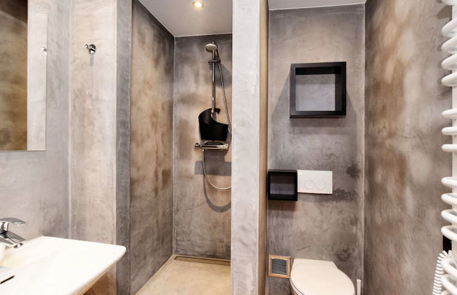 Group Villa With Pool & Sauna - Photo 19