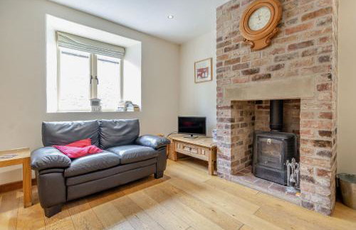 The Rumblings 1 - Photo 2