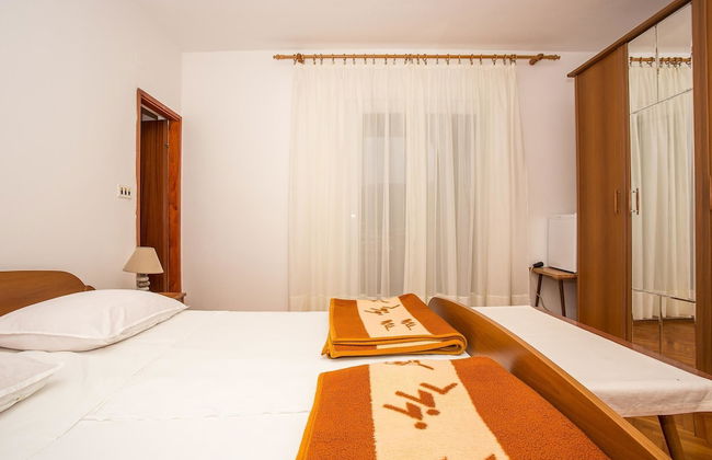 Apartments and Rooms Mlacović - Photo 22